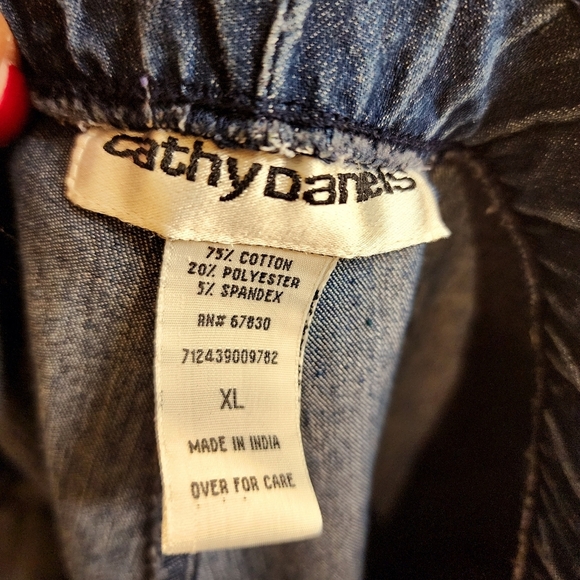 Cathy Danies Y2K  Crop jeans size XL - Picture 9 of 10